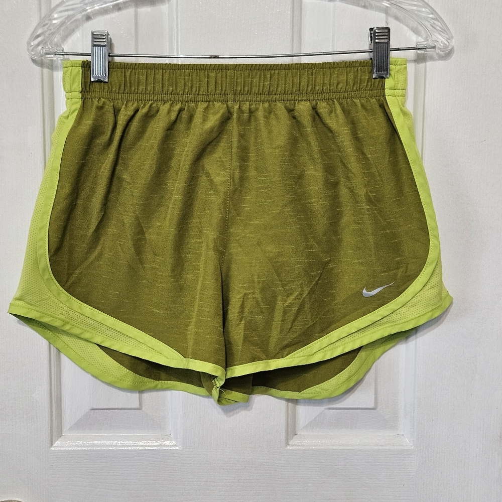 Nike Women's Olive Green Athletic Shorts Size Medium